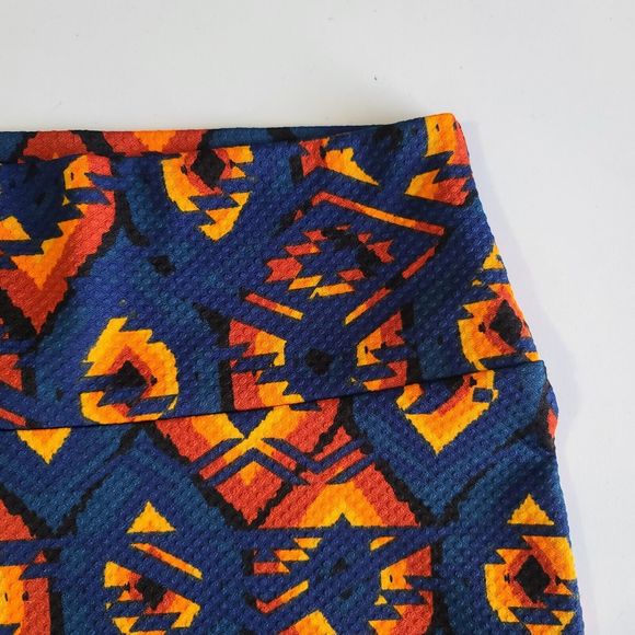 Lularoe Cassie Skirt Multi-Color Print Women's Size Small - Picture 2 of 5